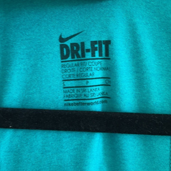 Nike Dri-Fit Turquoise Tank Top - Picture 4 of 5